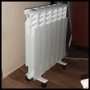 Електрорадіатор FLYME Elite/6 секцій/650 Ватів/з ніжками/до 14 м2